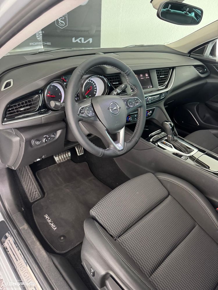 Opel Insignia Grand Sport 1.5 Auto Business - 17
