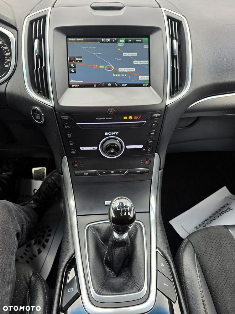 Ford Edge 2.0 TDCi 4x4 ST-LINE - 28