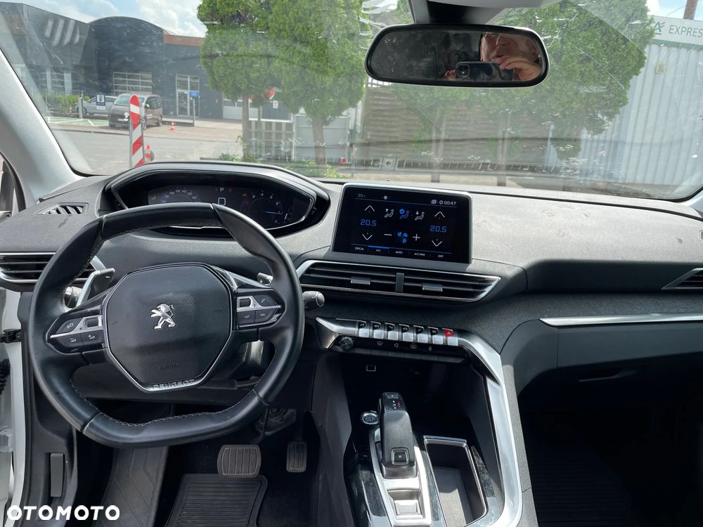 Peugeot 3008 PureTech 130 Stop & Start GPF EAT8 Allure - 10