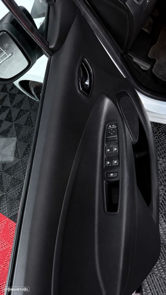 Renault Zoe - 10