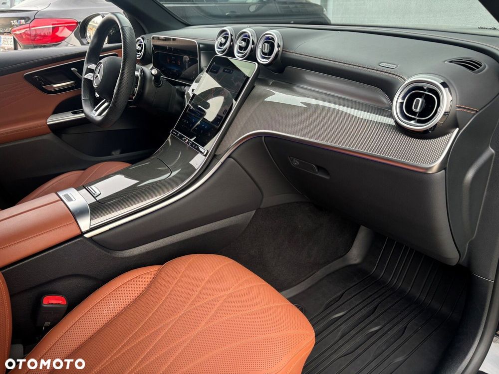 Mercedes-Benz GLC - 9