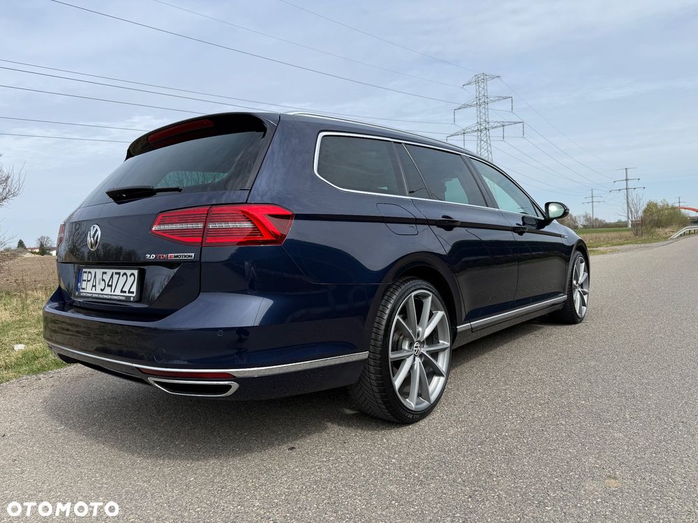 Volkswagen Passat - 17