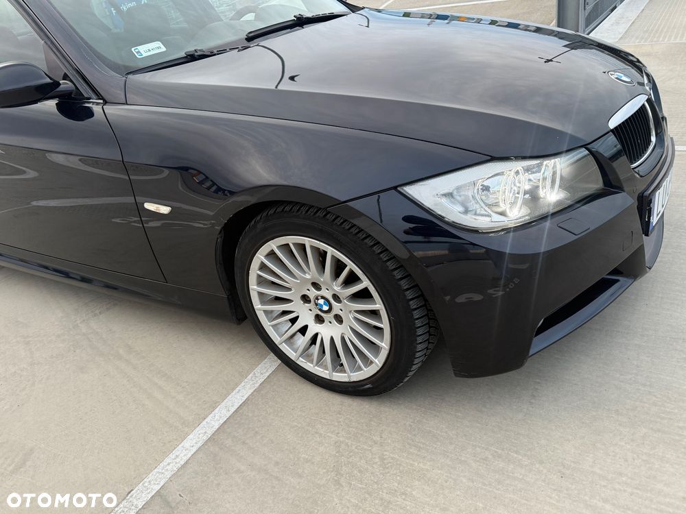 BMW Seria 3 320i - 12