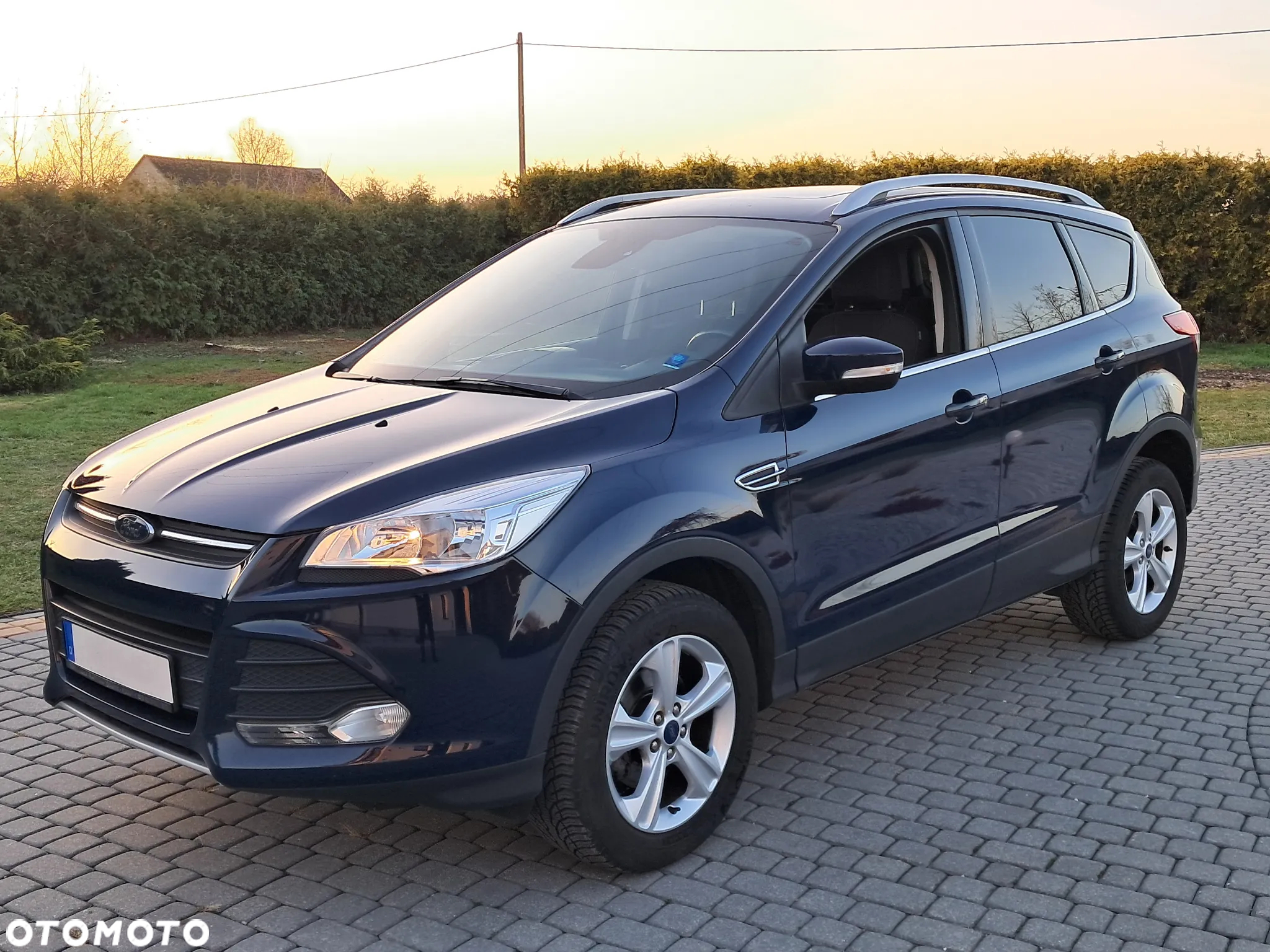 Ford Kuga - 2