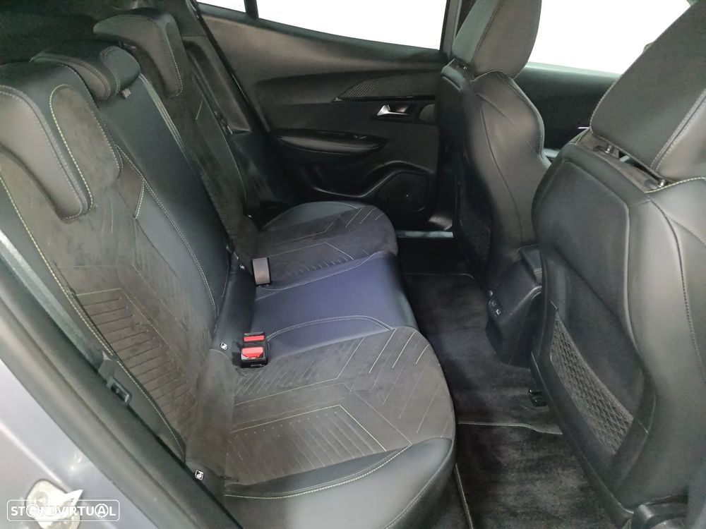 Peugeot 2008 1.5 BlueHDi GT Pack EAT8 - 14