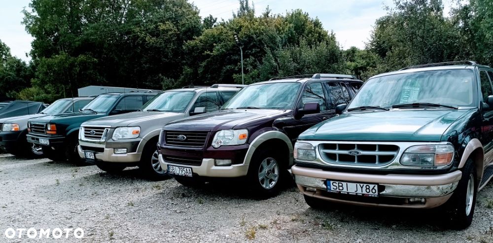 Ford Explorer - 19