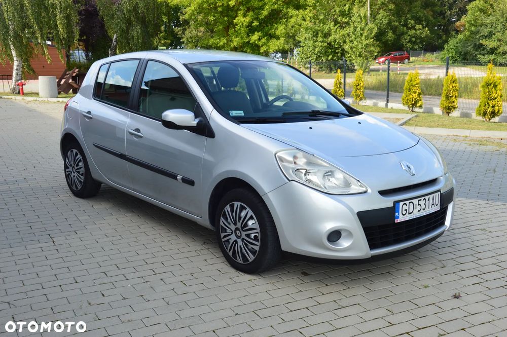 Renault Clio - 7