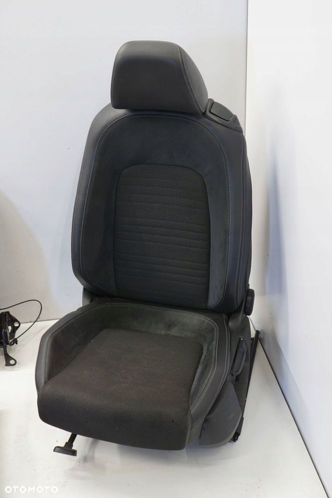 VW SCIROCCO III LIFT 15R FOTELE KANAPA BOCZKI SKÓRA - 7