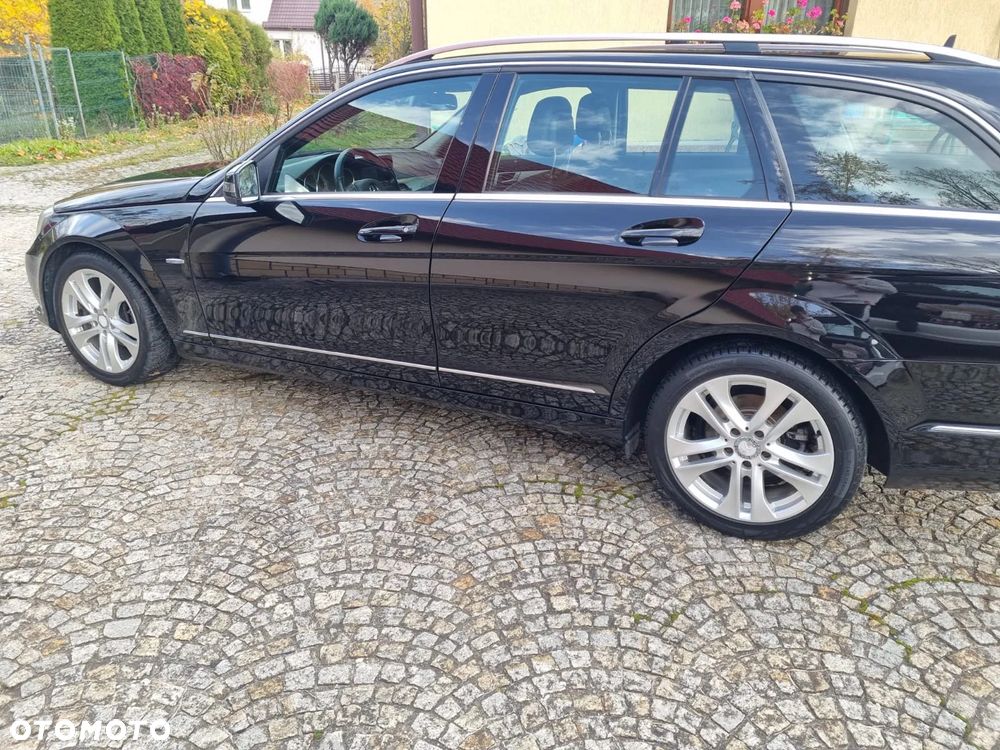 Mercedes-Benz Klasa C 180 T Kompressor Automatik Avantgarde - 17