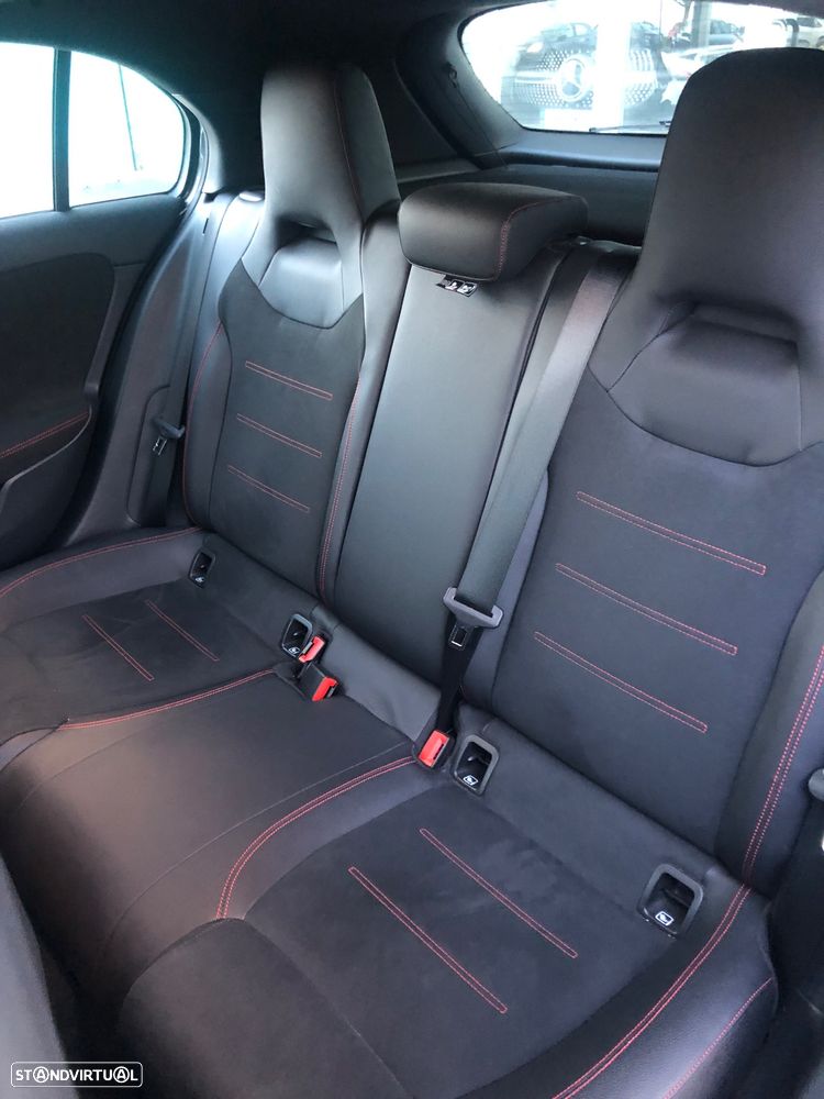 Mercedes-Benz A 200 AMG Line Aut. - 22