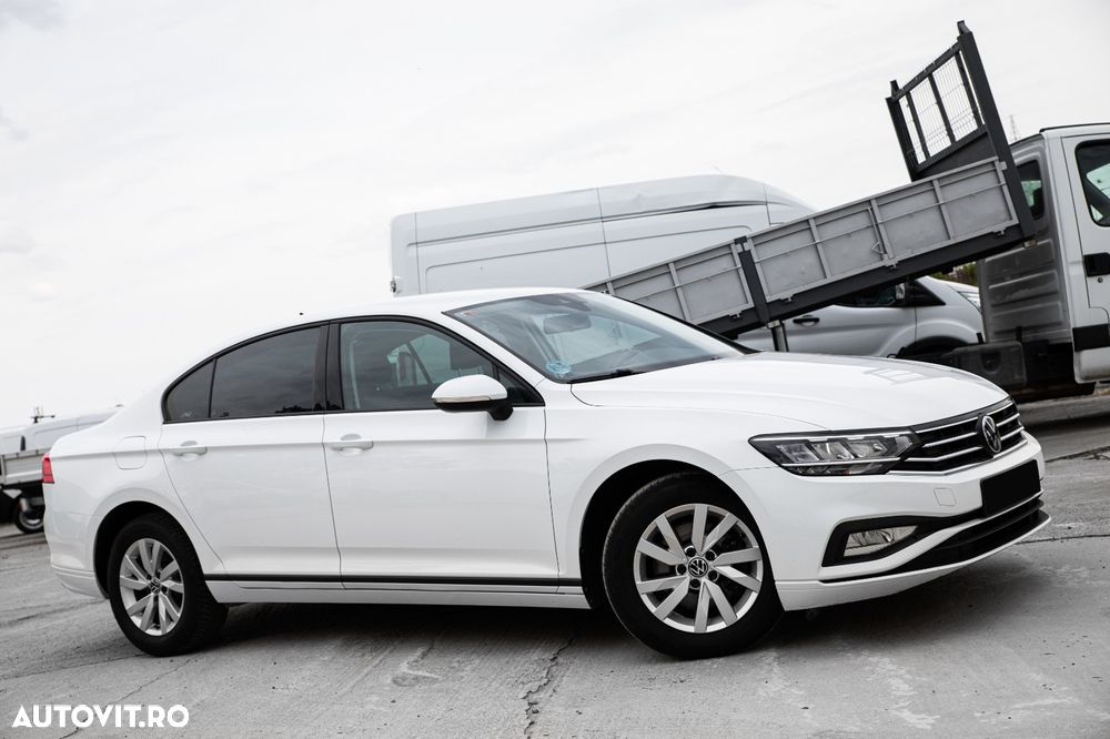 Volkswagen Passat 2.0 TDI DSG Comfortline - 3