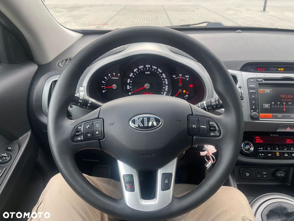 Kia Sportage 1.7 CRDI 2WD Dream-Team Edition - 12