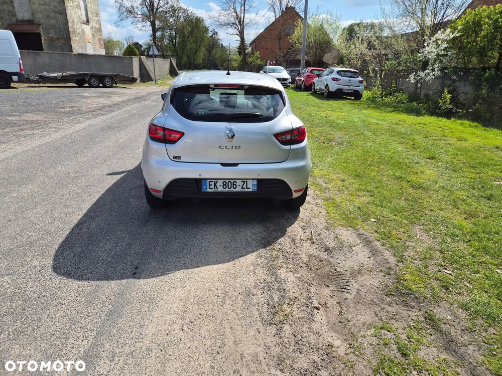 Renault Clio 1.5 dCi 75 Expression - 8