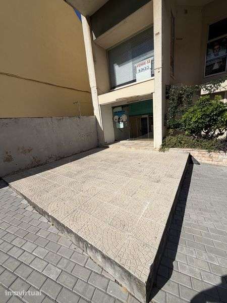 Loja no centro de vialonga vendo/arrendo - Grande imagem: 4/5