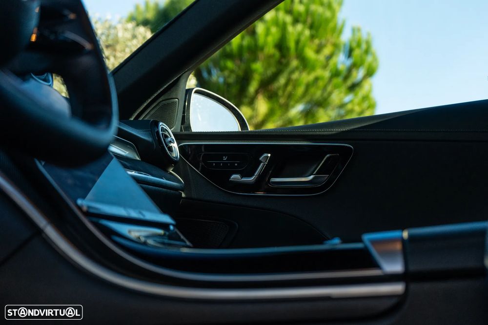Mercedes-Benz C 300 e AMG Line - 40