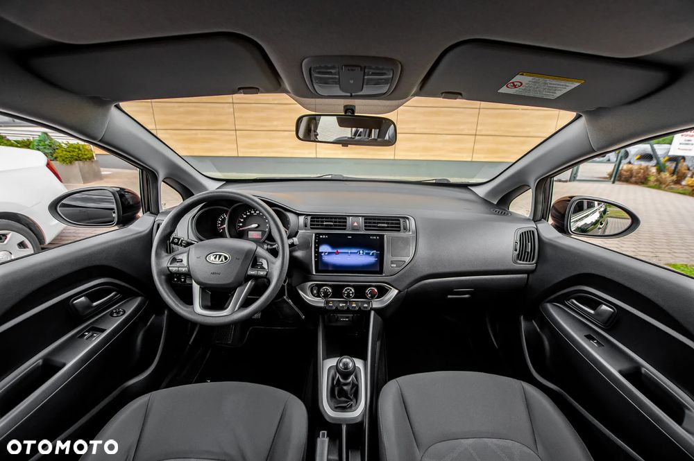Kia Rio 1.2 Dream Team Edition - 5