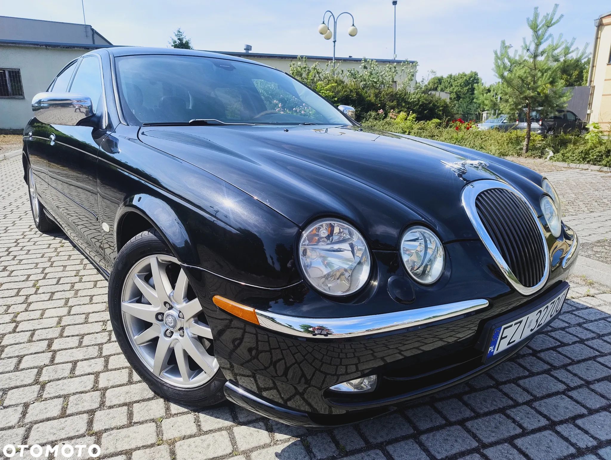 Jaguar S-Type 4.0 V8 - 1