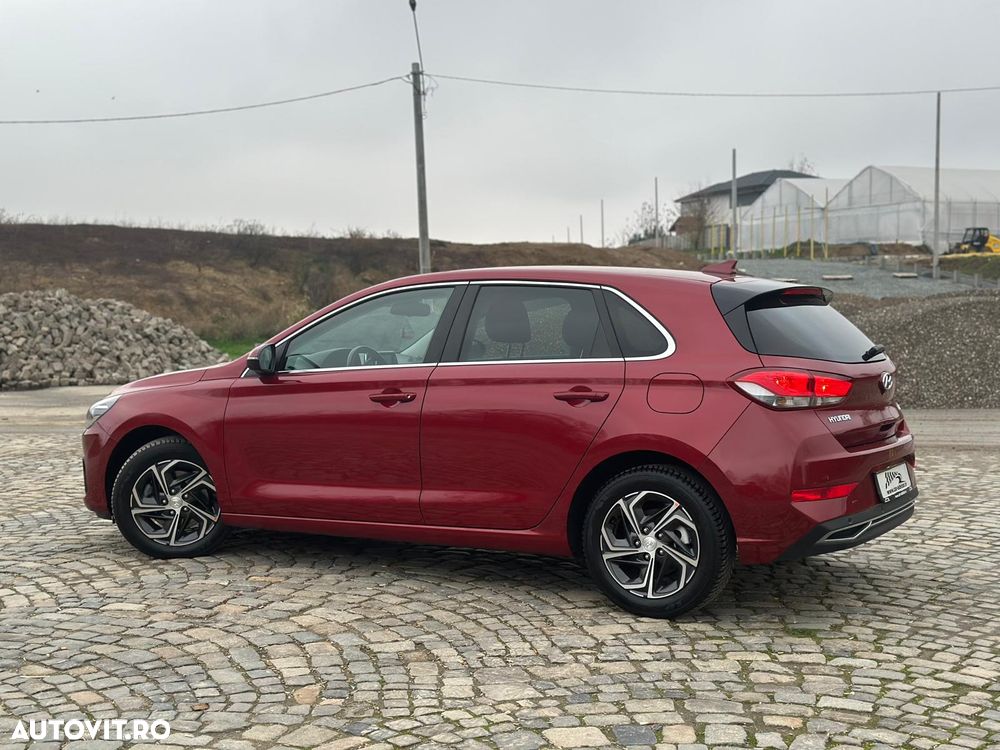 Hyundai i30 1.5 110CP 5DR M/T Comfort - 4