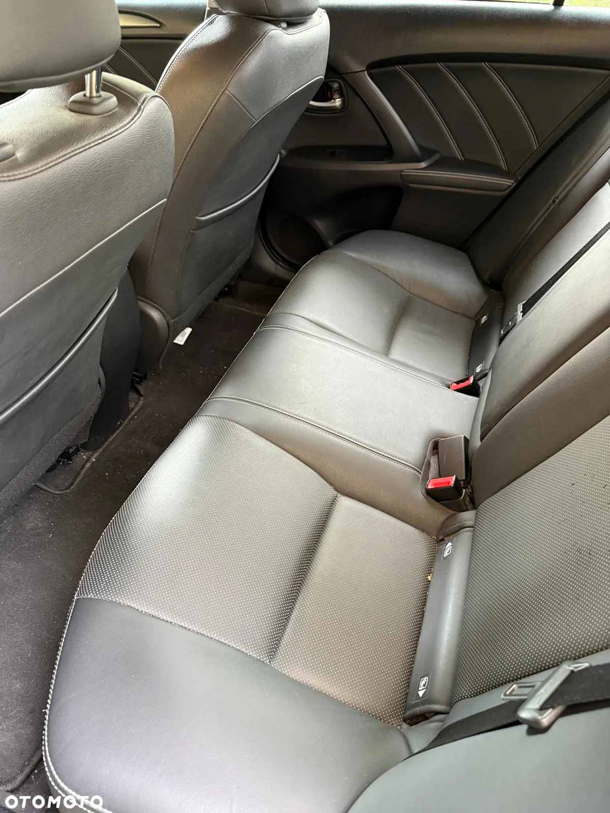 Toyota Avensis 1.8 Prestige - 22