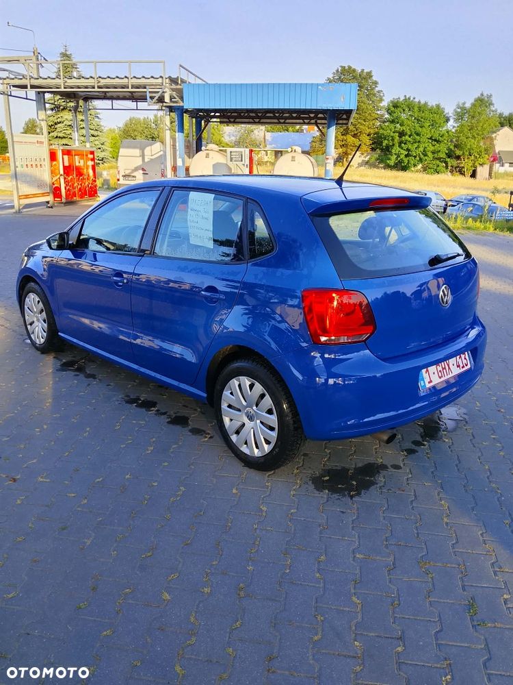 Volkswagen Polo - 2