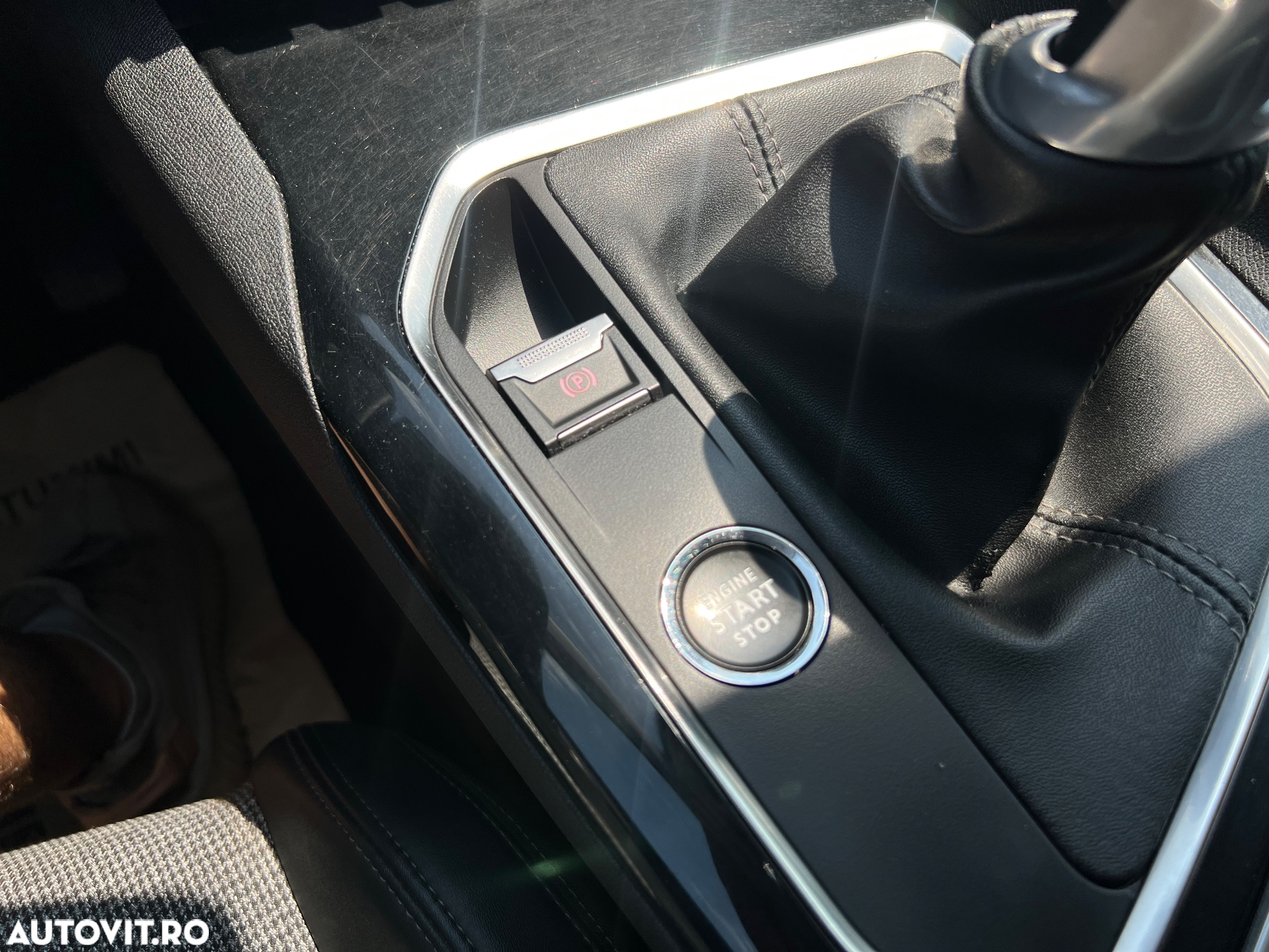 Peugeot 5008 1.5 BlueHDI s&s Allure - 23