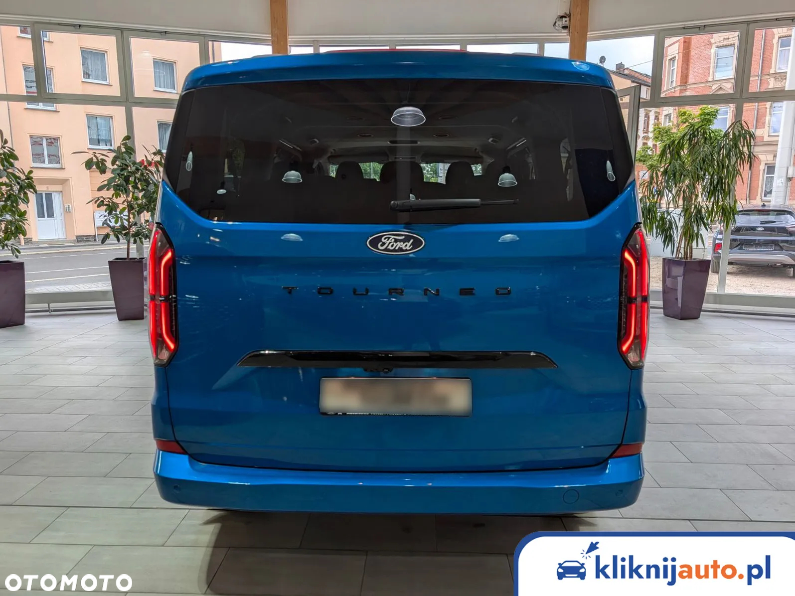 Ford Tourneo Custom 2.0 EcoBlue 320 AWD L2 Titanium - 6