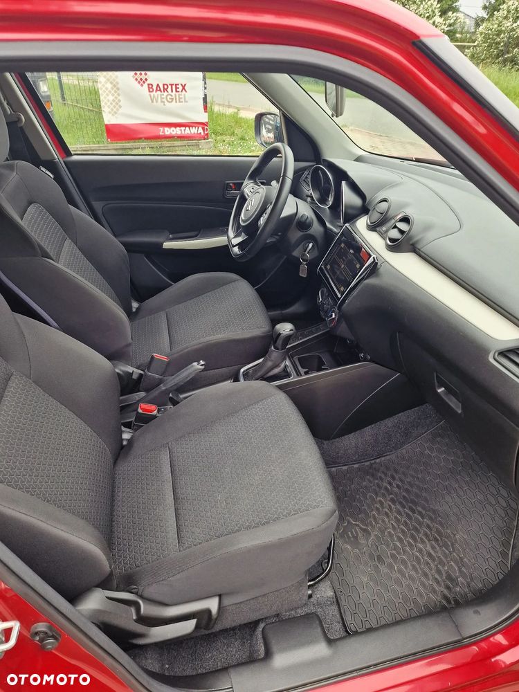 Suzuki Swift 1.2 Dualjet SHVS Premium Plus CVT - 9