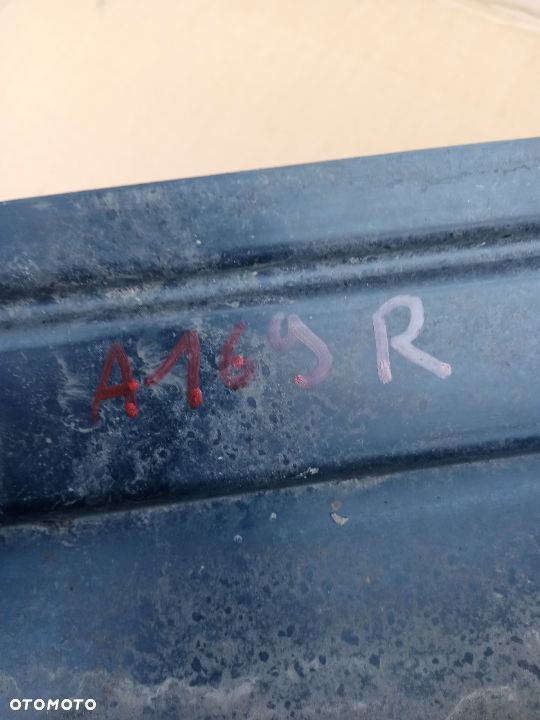 Nakładka listwa progu prawa Mercedes A-klasa W169 A1696100808 - 3