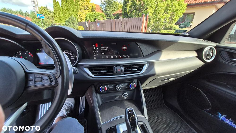 Alfa Romeo Stelvio 2.0 Turbo TI Q4 - 11