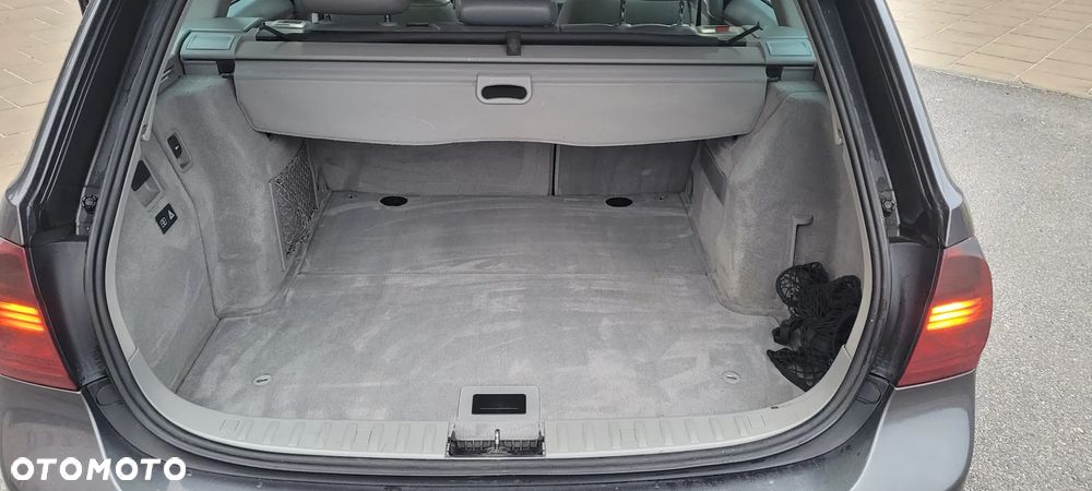 BMW Seria 3 330d - 15