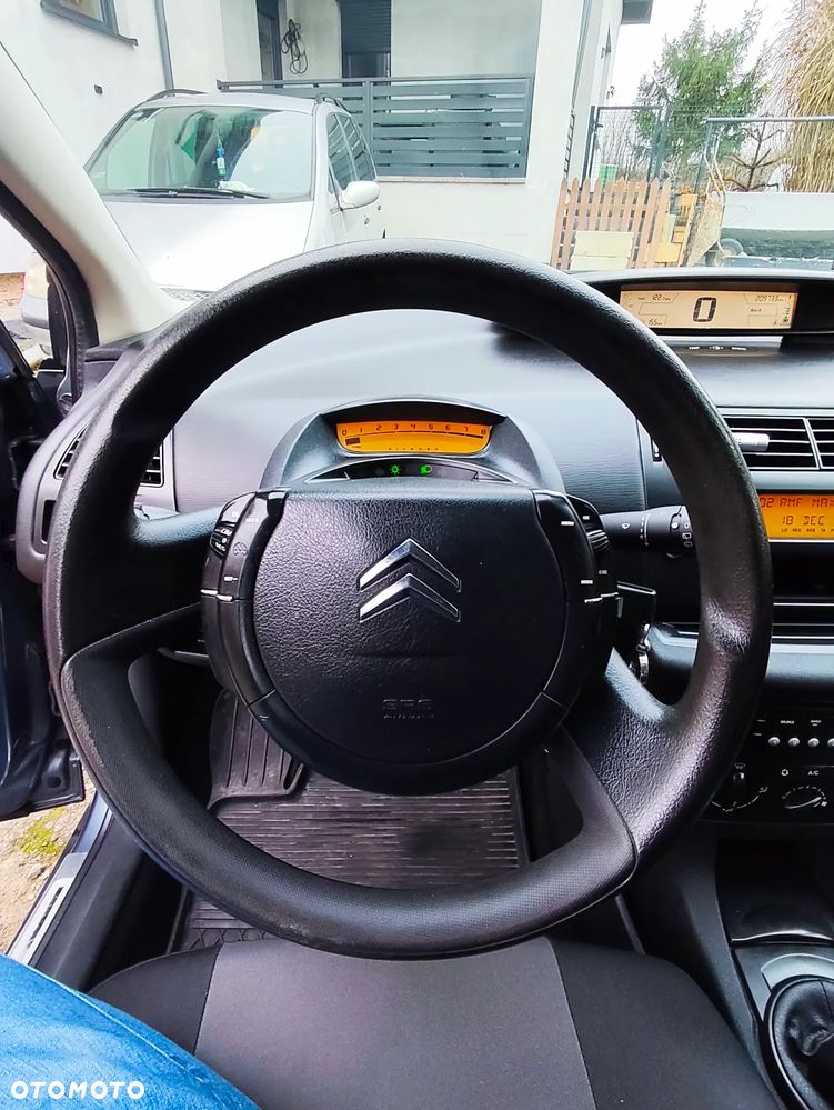 Citroën C4 - 7