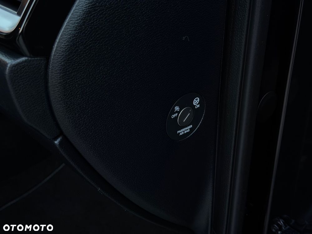 Kia Ceed 1.4 T-GDI L Business Line - 23