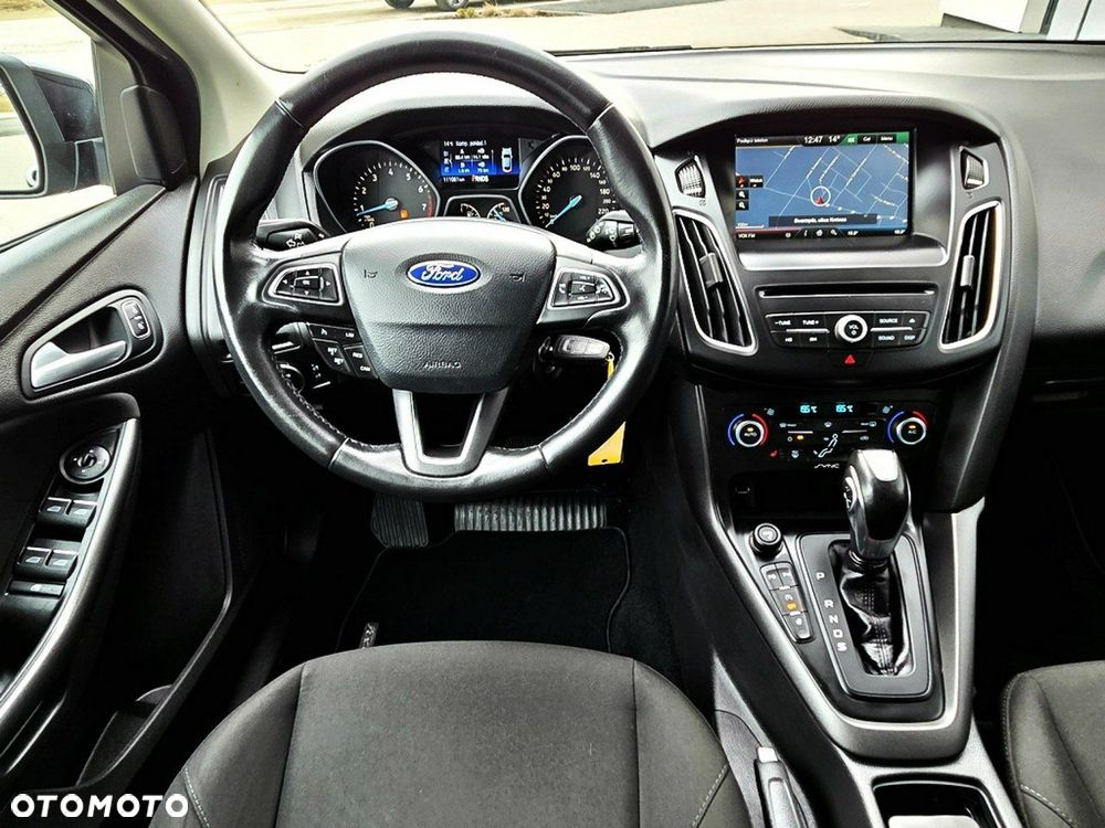 Ford Focus - 12