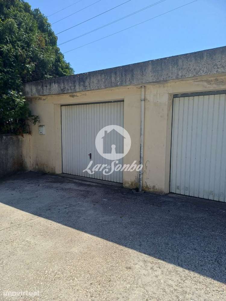 Garagem Box Fechada Independente com 34,5 m² em Serzedo - Grande imagem: 2/5
