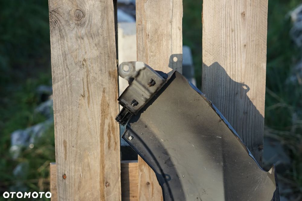 Błotnik przód prawy Honda CR-V III NH684P - 10