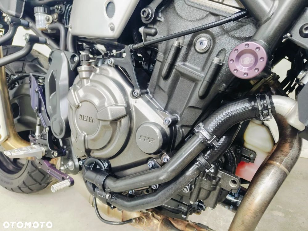 Yamaha XSR - 9