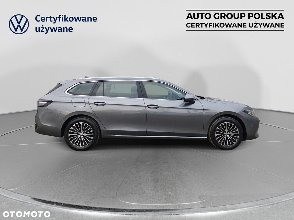 Volkswagen Passat - 16