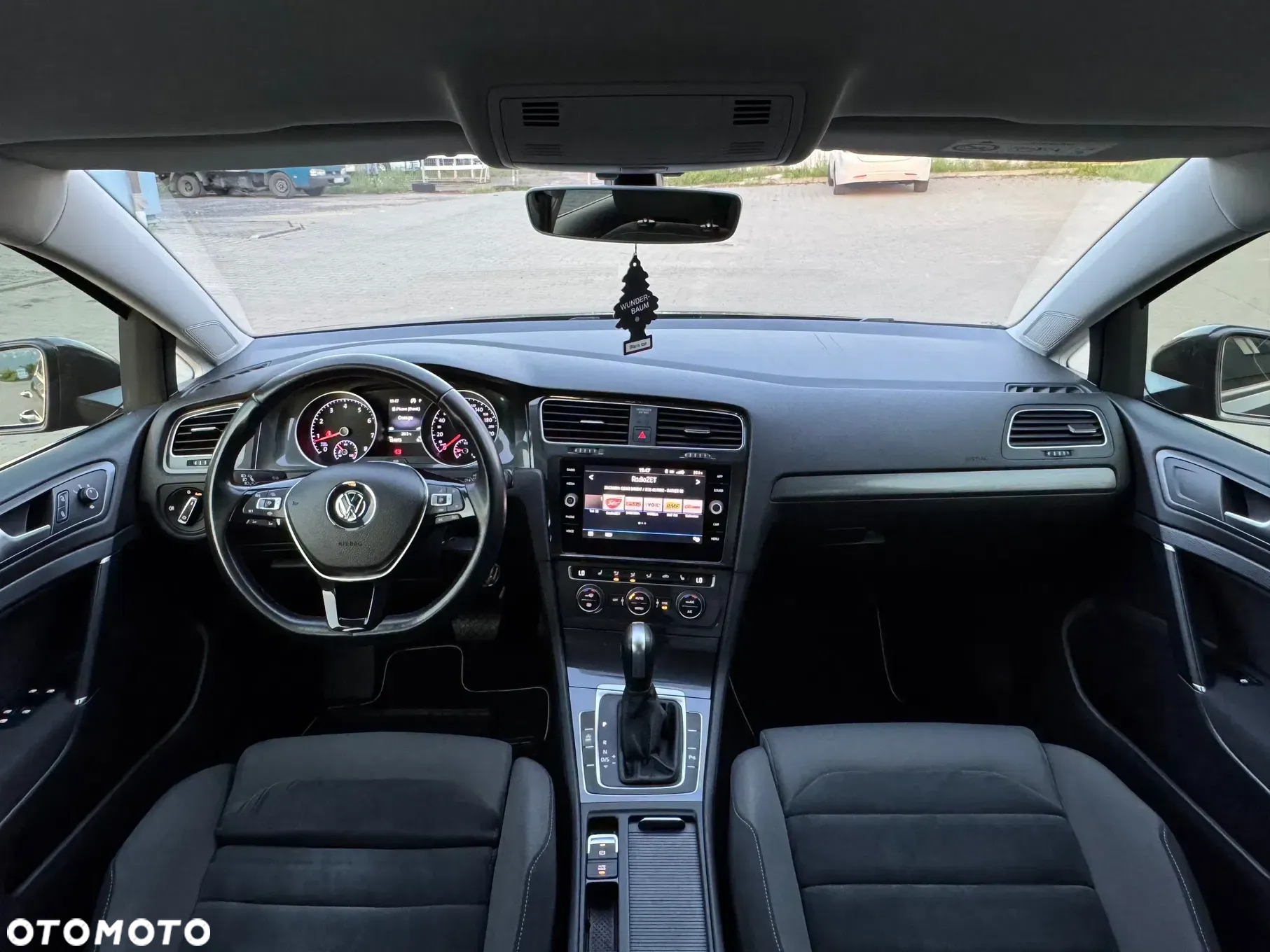 Volkswagen Golf VII 1.5 TSI BMT Evo Highline DSG - 11