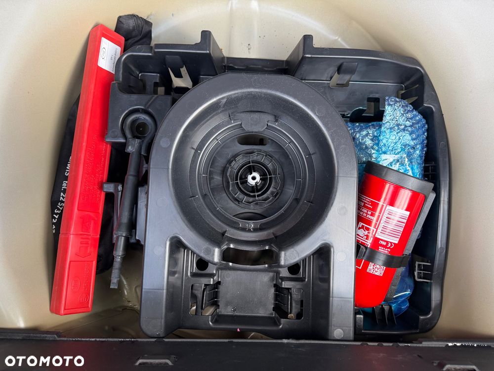 Citroën C3 1.2 PureTech Shine - 28