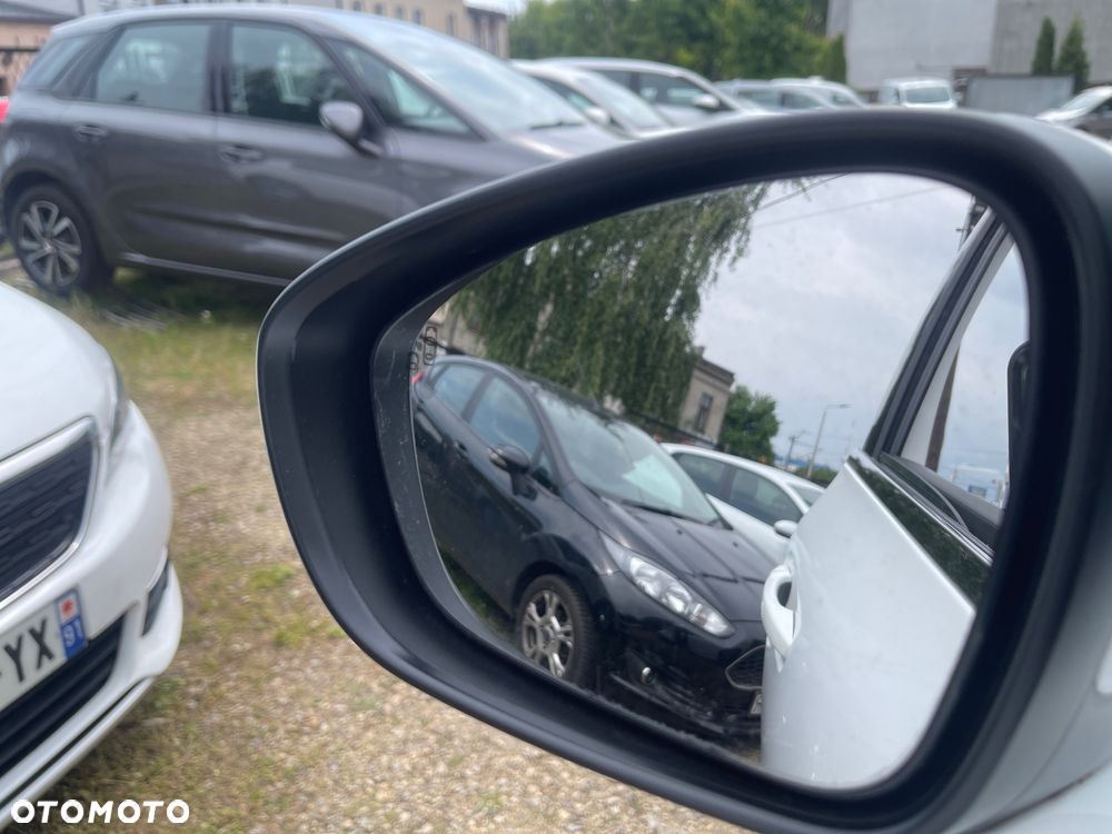 Citroën C4 SpaceTourer 1.5 BlueHDi Rip Curl S&S - 25