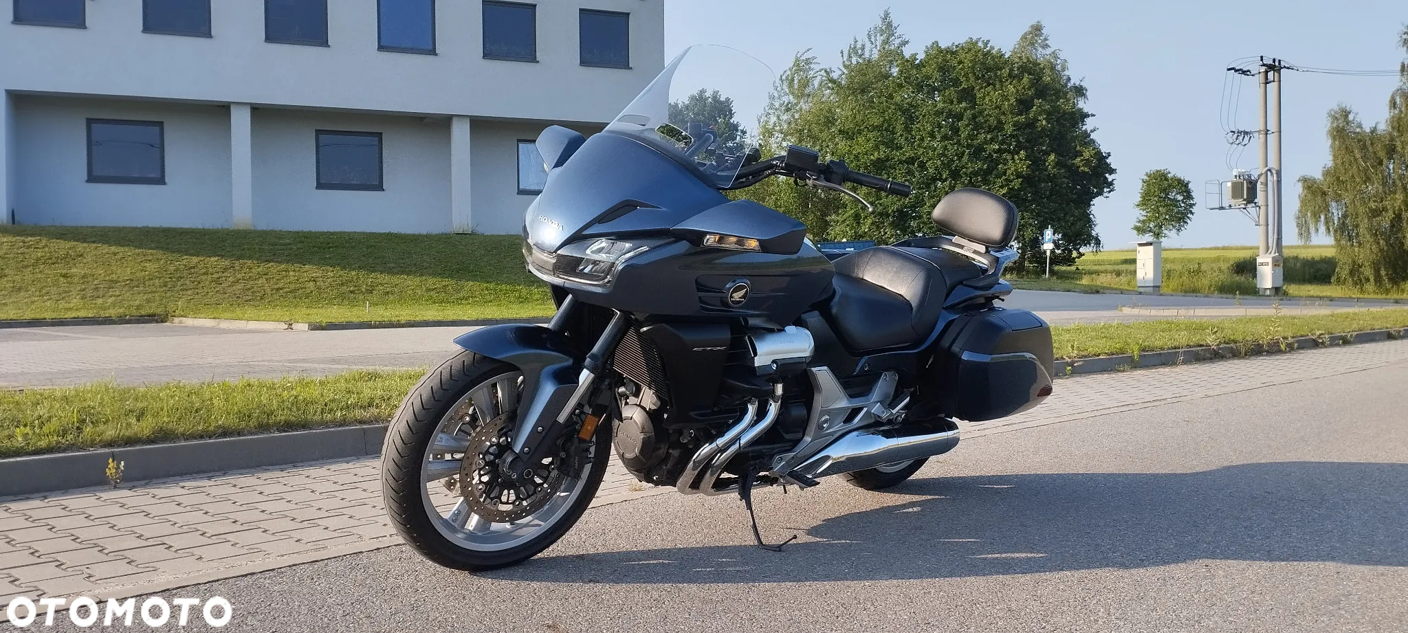 Honda CTX - 30