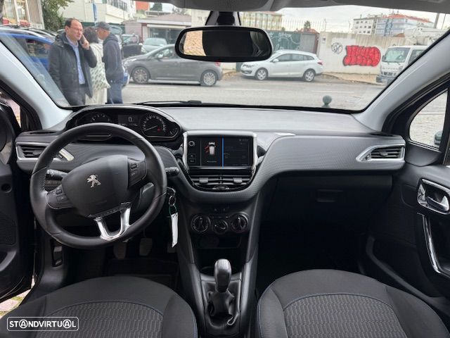 Peugeot 208 1.2 PureTech Style - 8