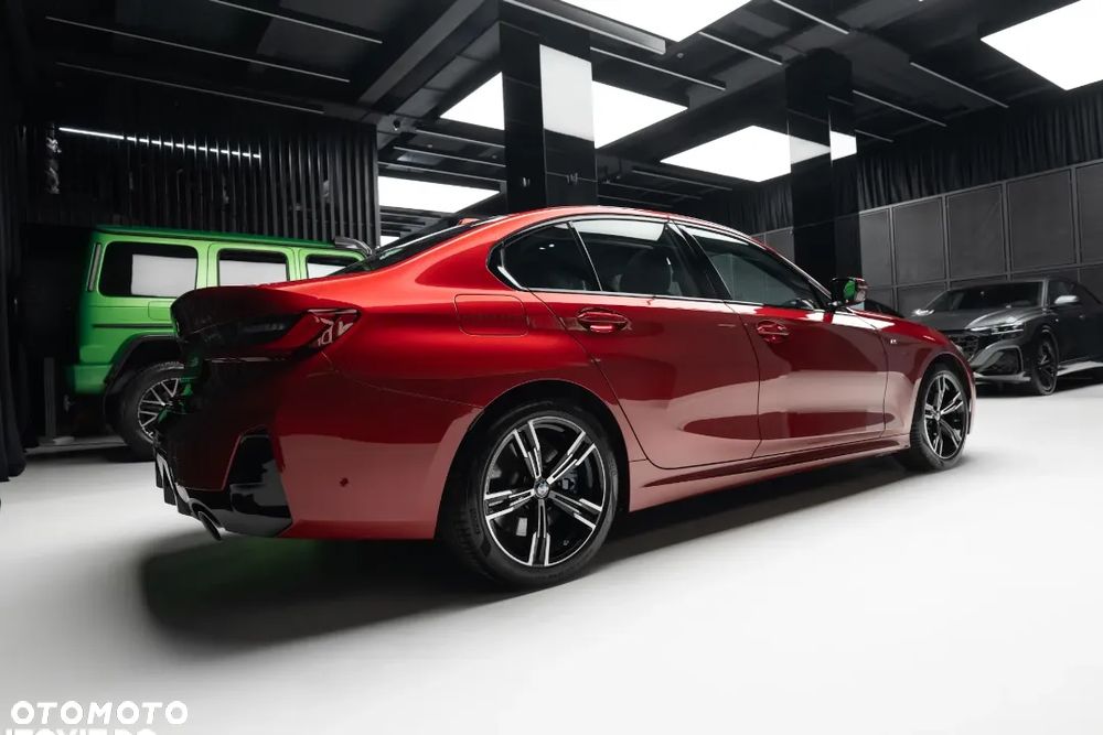 BMW Seria 3 320d xDrive mHEV M Sport - 12