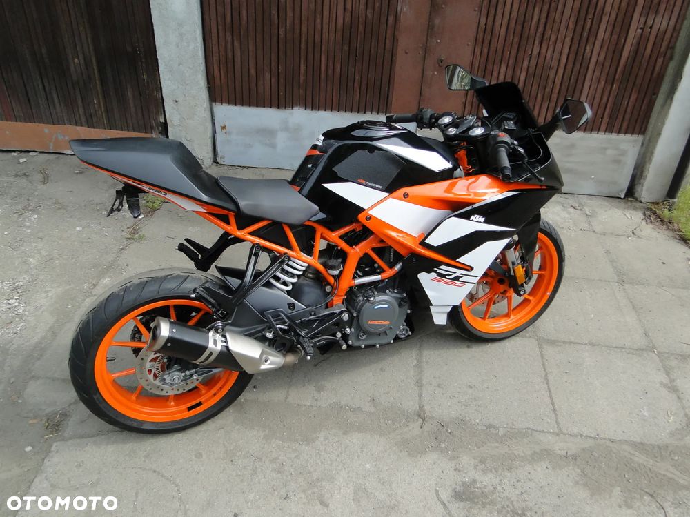 KTM RC 390 - 21