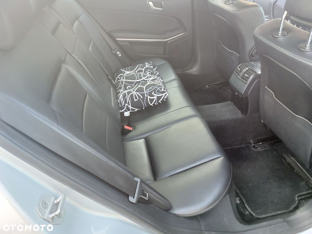 Mercedes-Benz Klasa E 200 CDI BlueEff Elegance - 16