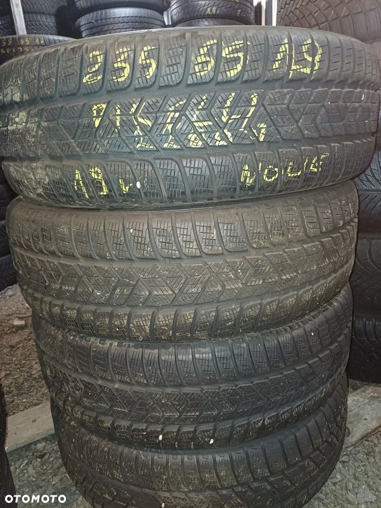 235/65/19 Pirelli