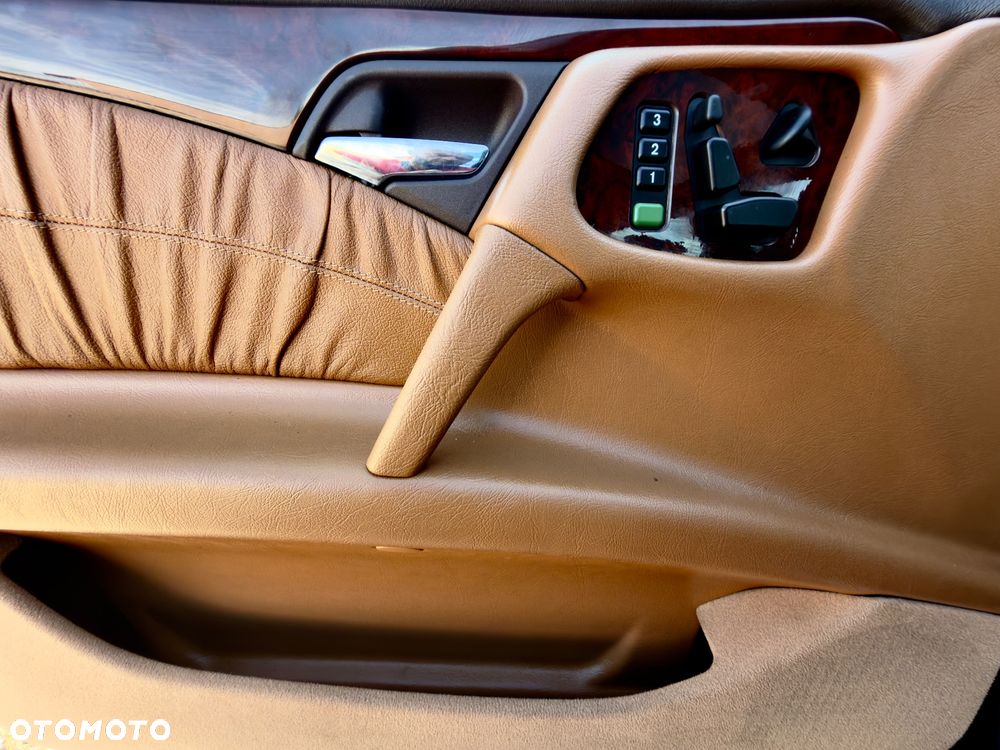 Mercedes-Benz Klasa E 320 Avantgarde - 17