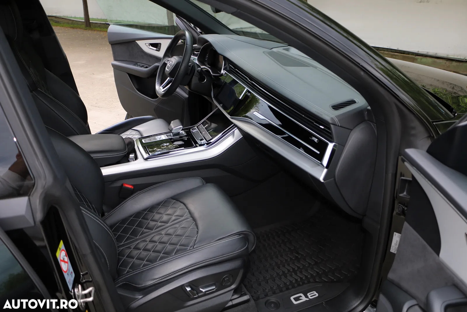 Audi Q8 55 TFSI quattro Tiptronic MHEV - 18