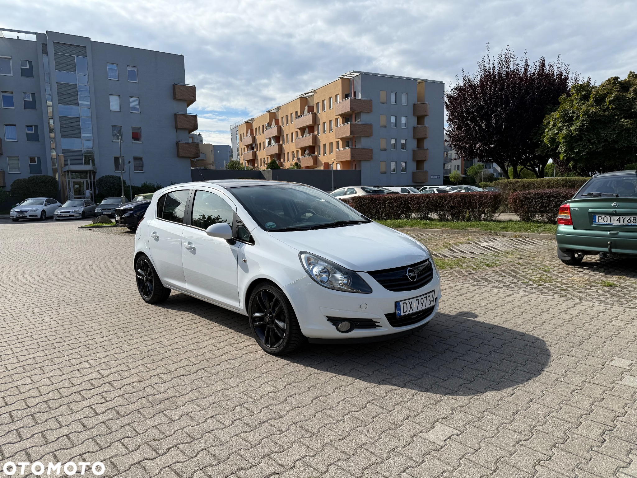 Opel Corsa 1.4 16V Sport - 10