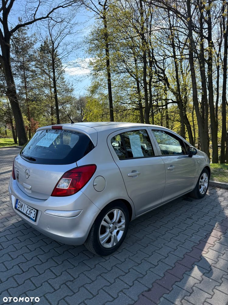 Opel Corsa 1.2 16V Enjoy - 5